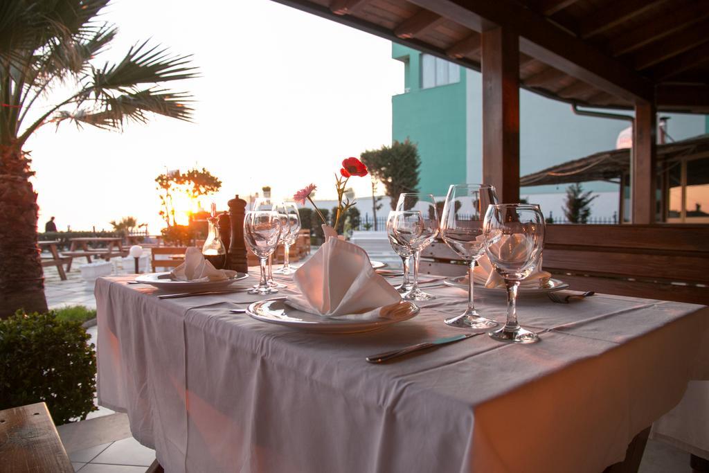 Vila Verde Beach Hotel Durrës 외부 사진