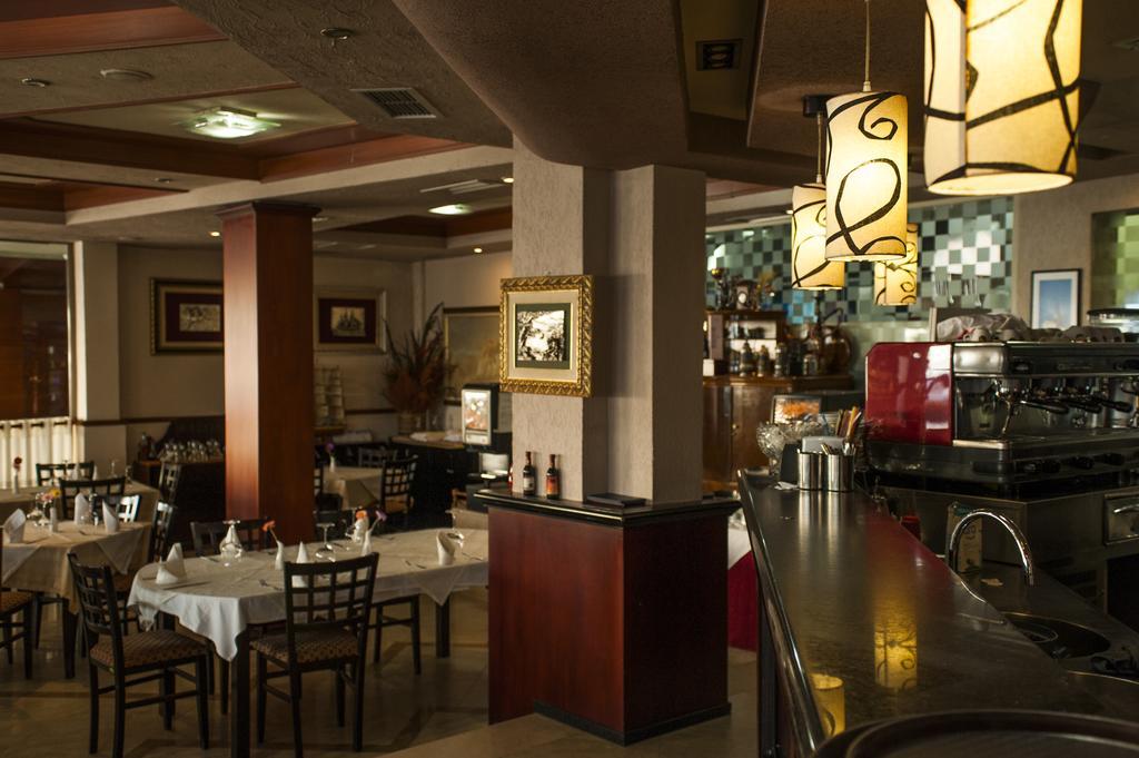 Vila Verde Beach Hotel Durrës 외부 사진