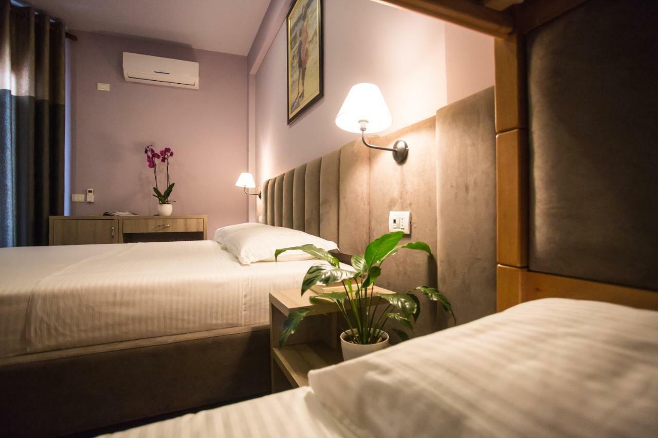 Vila Verde Beach Hotel Durrës 외부 사진