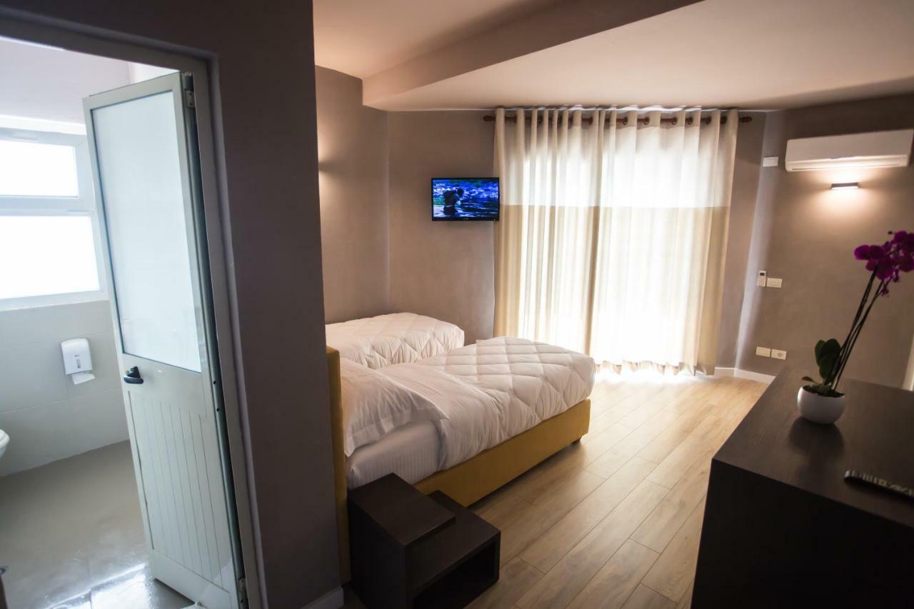 Vila Verde Beach Hotel Durrës 외부 사진