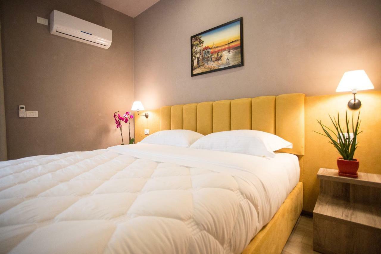 Vila Verde Beach Hotel Durrës 외부 사진