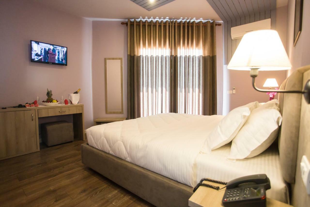Vila Verde Beach Hotel Durrës 외부 사진