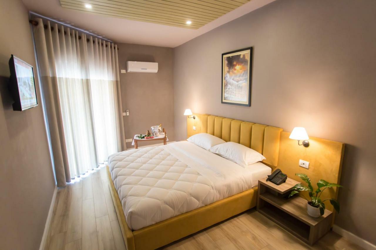 Vila Verde Beach Hotel Durrës 외부 사진