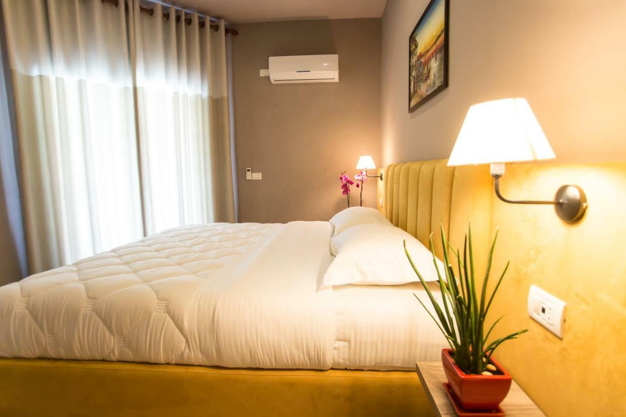 Vila Verde Beach Hotel Durrës 외부 사진