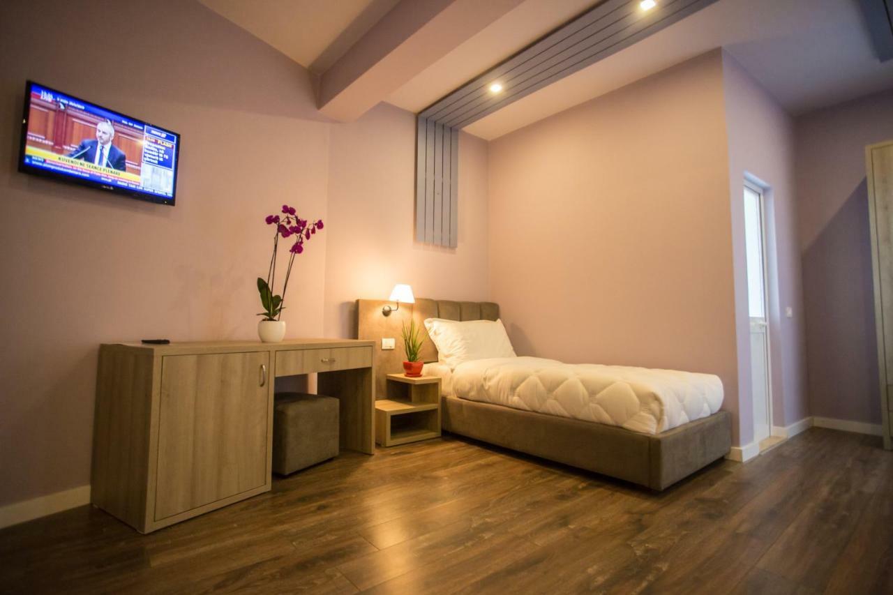 Vila Verde Beach Hotel Durrës 외부 사진